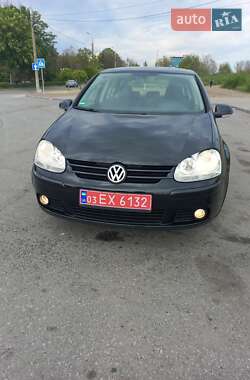 Хэтчбек Volkswagen Golf 2007 в 