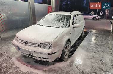 Універсал Volkswagen Golf 2005 в Тернополі