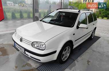 Универсал Volkswagen Golf 2005 в 