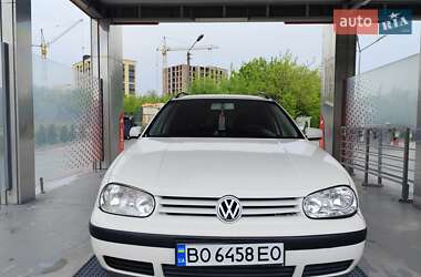 Универсал Volkswagen Golf 2005 в 