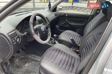 Універсал Volkswagen Golf 2000 в 