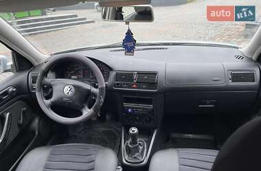 Універсал Volkswagen Golf 2000 в 
