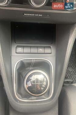 Хэтчбек Volkswagen Golf 2009 в 