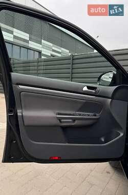 Універсал Volkswagen Golf 2008 в 