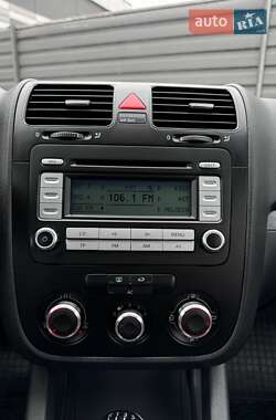 Універсал Volkswagen Golf 2008 в 