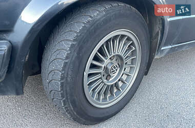 Хэтчбек Volkswagen Golf 1986 в 