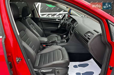 Универсал Volkswagen Golf 2015 в 