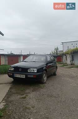Хетчбек Volkswagen Golf 1995 в 