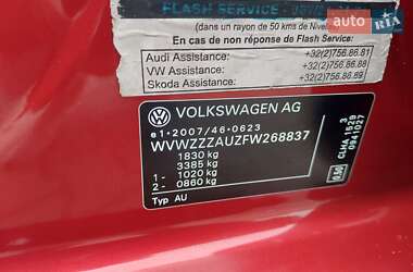 Хетчбек Volkswagen Golf 2015 в 