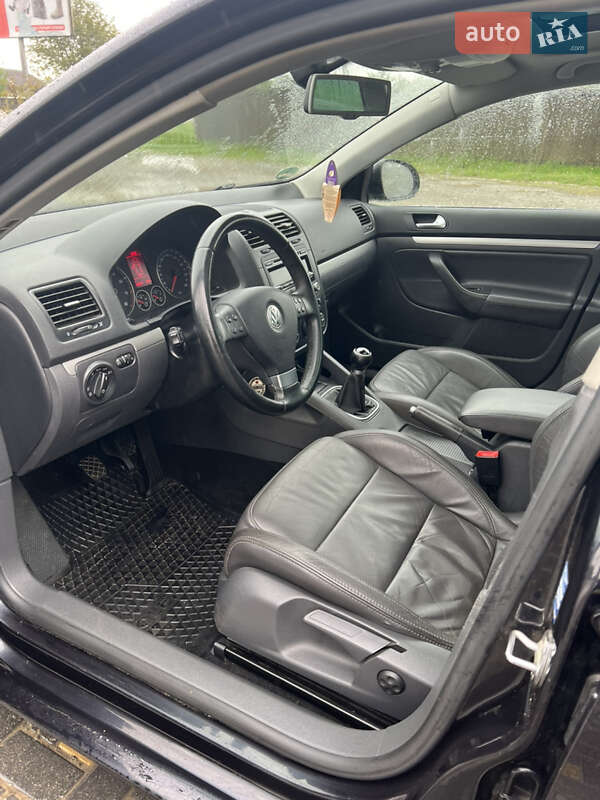 Универсал Volkswagen Golf 2008 в Коломые