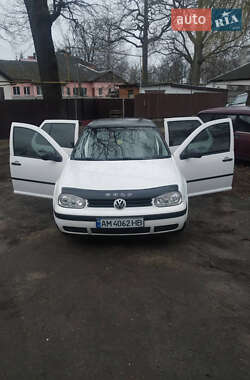 Хетчбек Volkswagen Golf 1998 в Малині