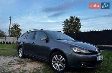 Універсал Volkswagen Golf 2010 в Ратному