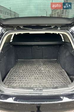 Універсал Volkswagen Golf 2012 в 