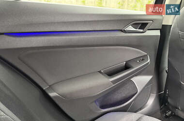 Универсал Volkswagen Golf 2021 в 