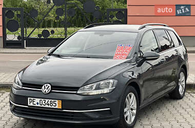 Універсал Volkswagen Golf 2020 в 