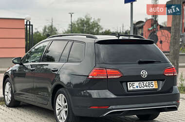 Універсал Volkswagen Golf 2020 в 