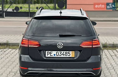 Універсал Volkswagen Golf 2020 в 