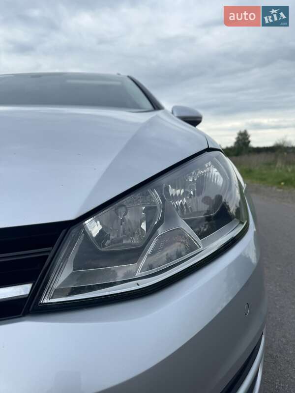 Универсал Volkswagen Golf 2016 в Львове фото 8 Универсал Volkswagen Golf 2016 в Львове