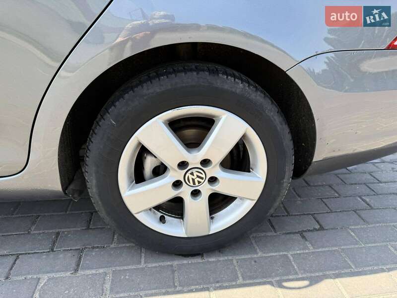 Універсал Volkswagen Golf 2007 в Луцьку