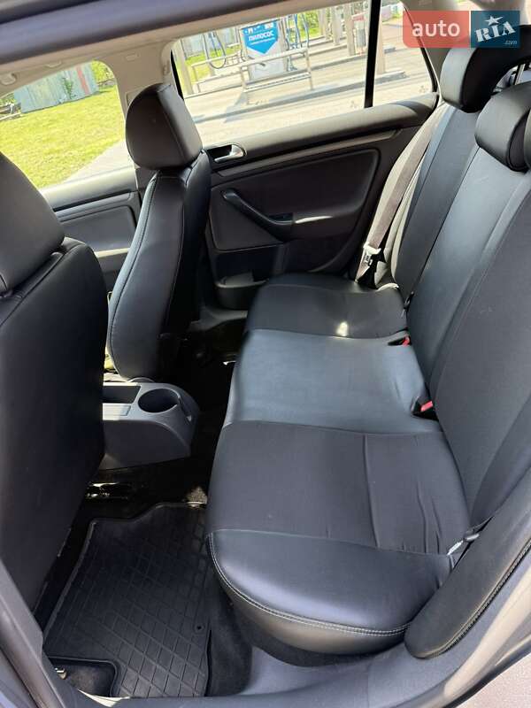 Універсал Volkswagen Golf 2007 в Луцьку