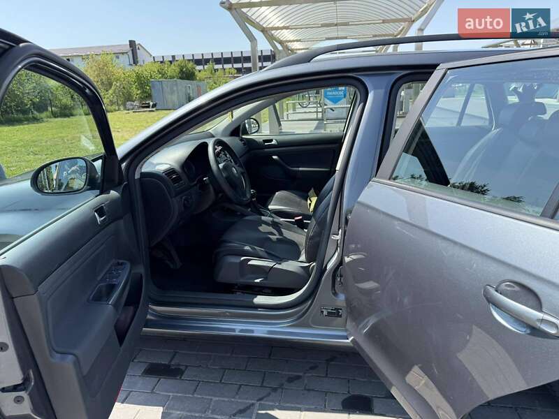 Універсал Volkswagen Golf 2007 в Луцьку