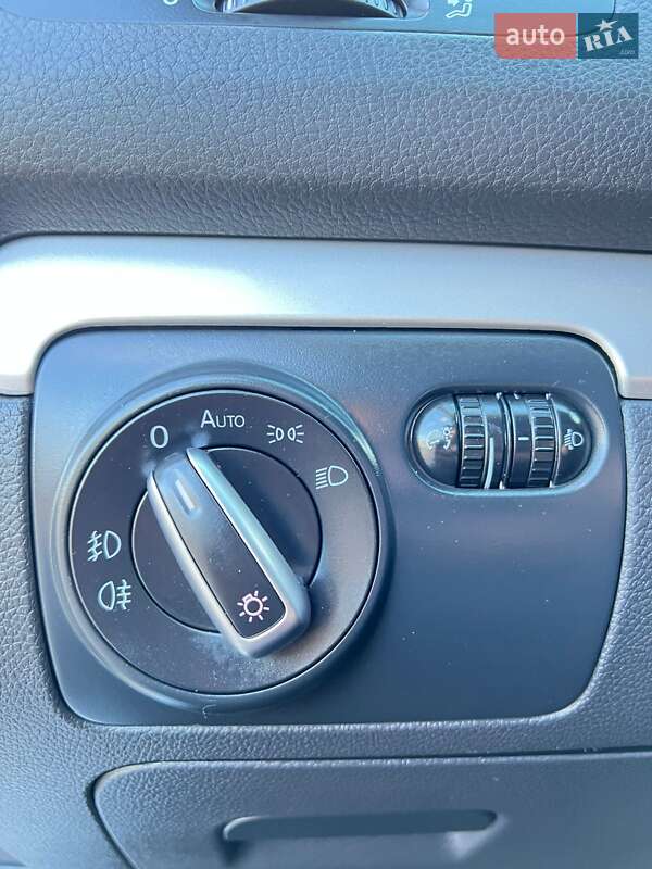 Універсал Volkswagen Golf 2011 в Бердичеві