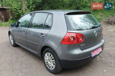Хетчбек Volkswagen Golf 2007 в 