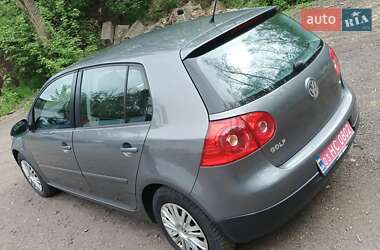 Хетчбек Volkswagen Golf 2007 в 