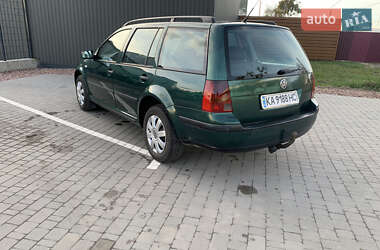 Універсал Volkswagen Golf 2000 в 