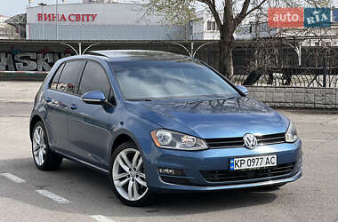 Хетчбек Volkswagen Golf 2016 в Запоріжжі