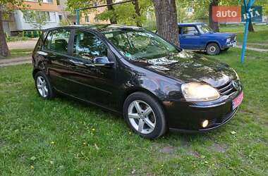 Хетчбек Volkswagen Golf 2006 в 