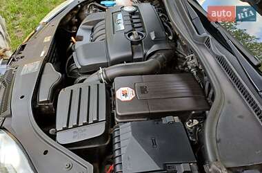 Хетчбек Volkswagen Golf 2006 в 