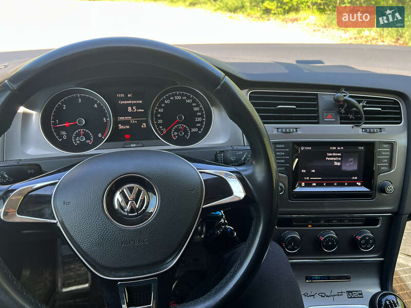 Хетчбек Volkswagen Golf 2013 в Мурованих Курилівцях