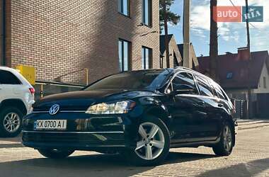 Універсал Volkswagen Golf 2019 в 
