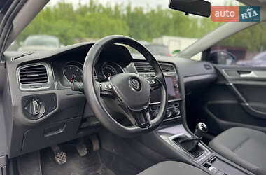 Універсал Volkswagen Golf 2017 в 