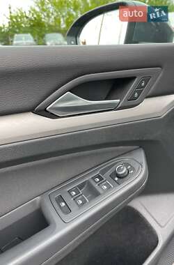 Хэтчбек Volkswagen Golf 2020 в 