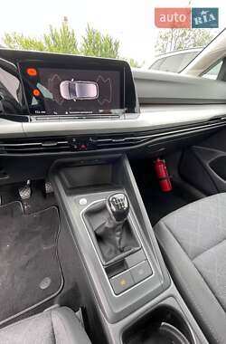 Хэтчбек Volkswagen Golf 2020 в 