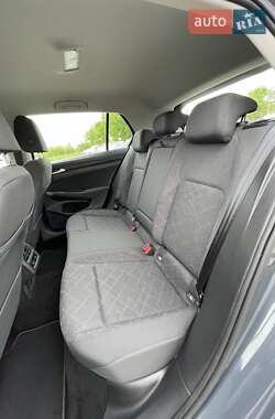 Хэтчбек Volkswagen Golf 2020 в 