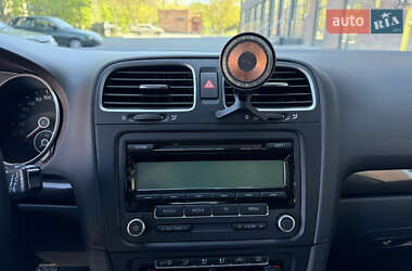 Універсал Volkswagen Golf 2010 в 