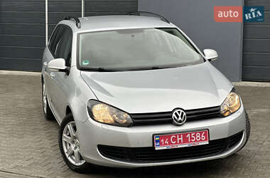 Універсал Volkswagen Golf 2010 в 