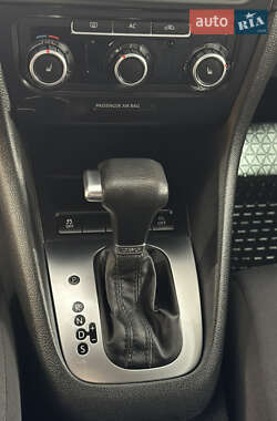 Універсал Volkswagen Golf 2010 в 