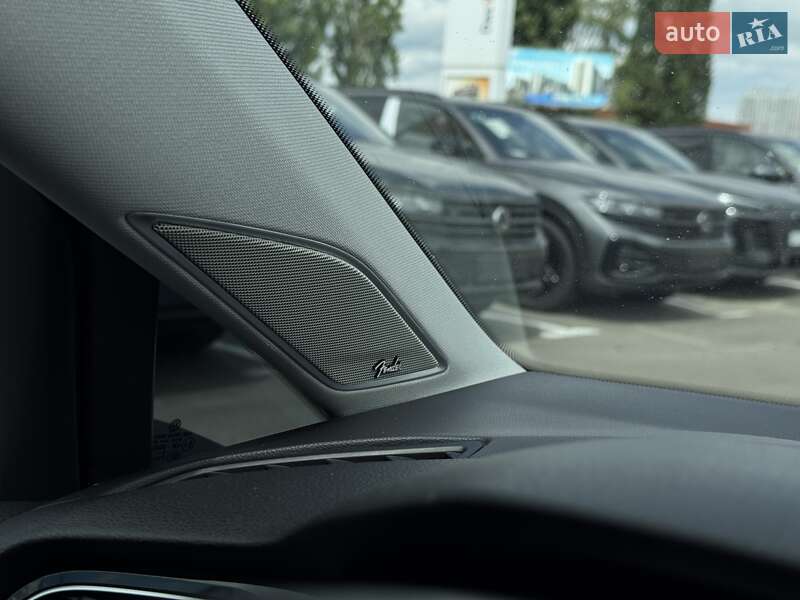 Універсал Volkswagen Golf 2015 в Києві