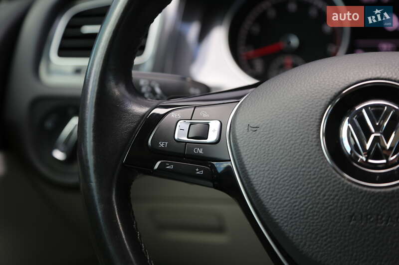 Хетчбек Volkswagen Golf 2018 в Києві