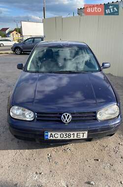 Хетчбек Volkswagen Golf 1999 в Києві