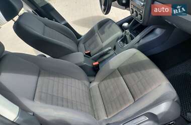 Хэтчбек Volkswagen Golf 2007 в 