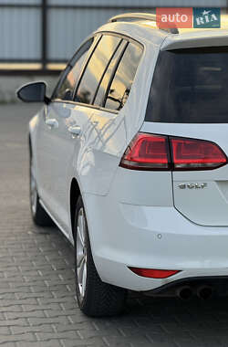 Універсал Volkswagen Golf 2014 в 
