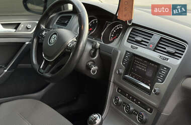 Універсал Volkswagen Golf 2014 в 