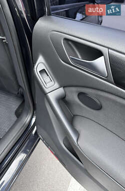 Хетчбек Volkswagen Golf 2010 в 