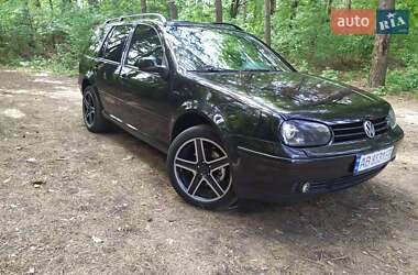 Універсал Volkswagen Golf 2003 в Немирові