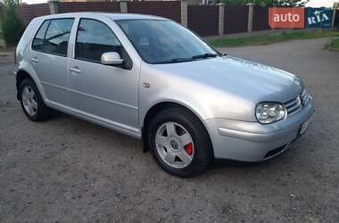 Хэтчбек Volkswagen Golf 1998 в Хороле